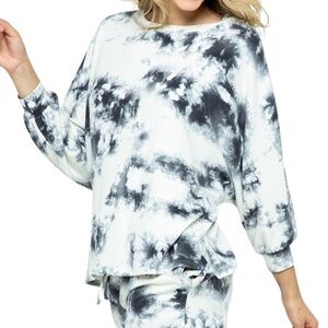 Women't Plus Size Two Piece White and Blue Tie-Dye Loungewear Set - 1X - 3X